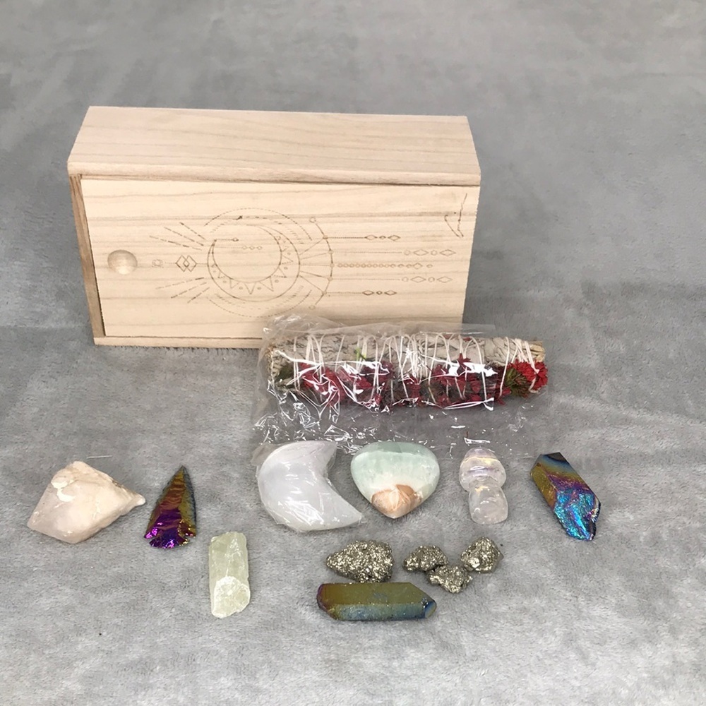 Aviva Staanoff Crystals Box, and  Sage
